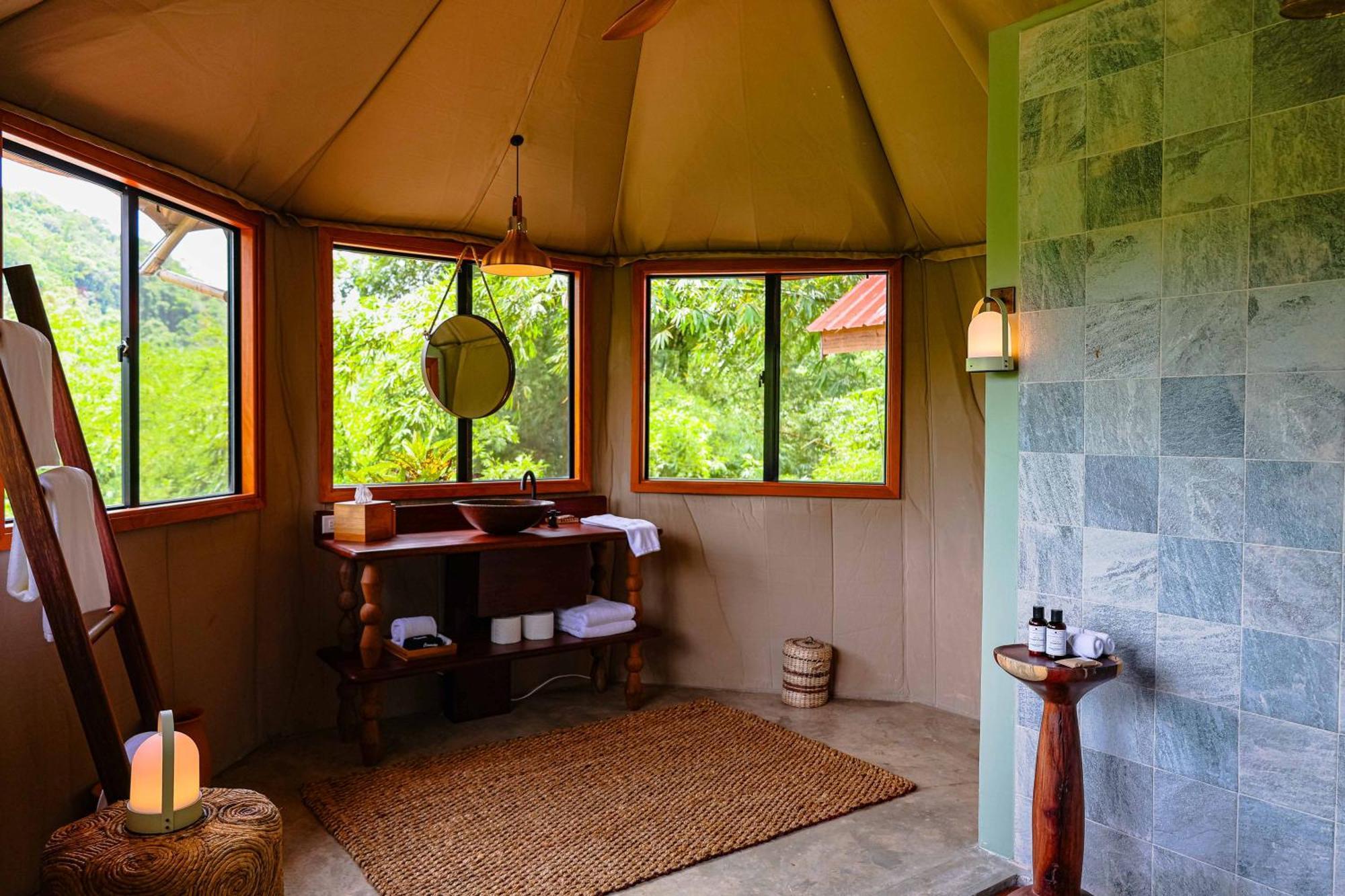 Sleeping Giant Rainforest Lodge Belmopan Exteriör bild