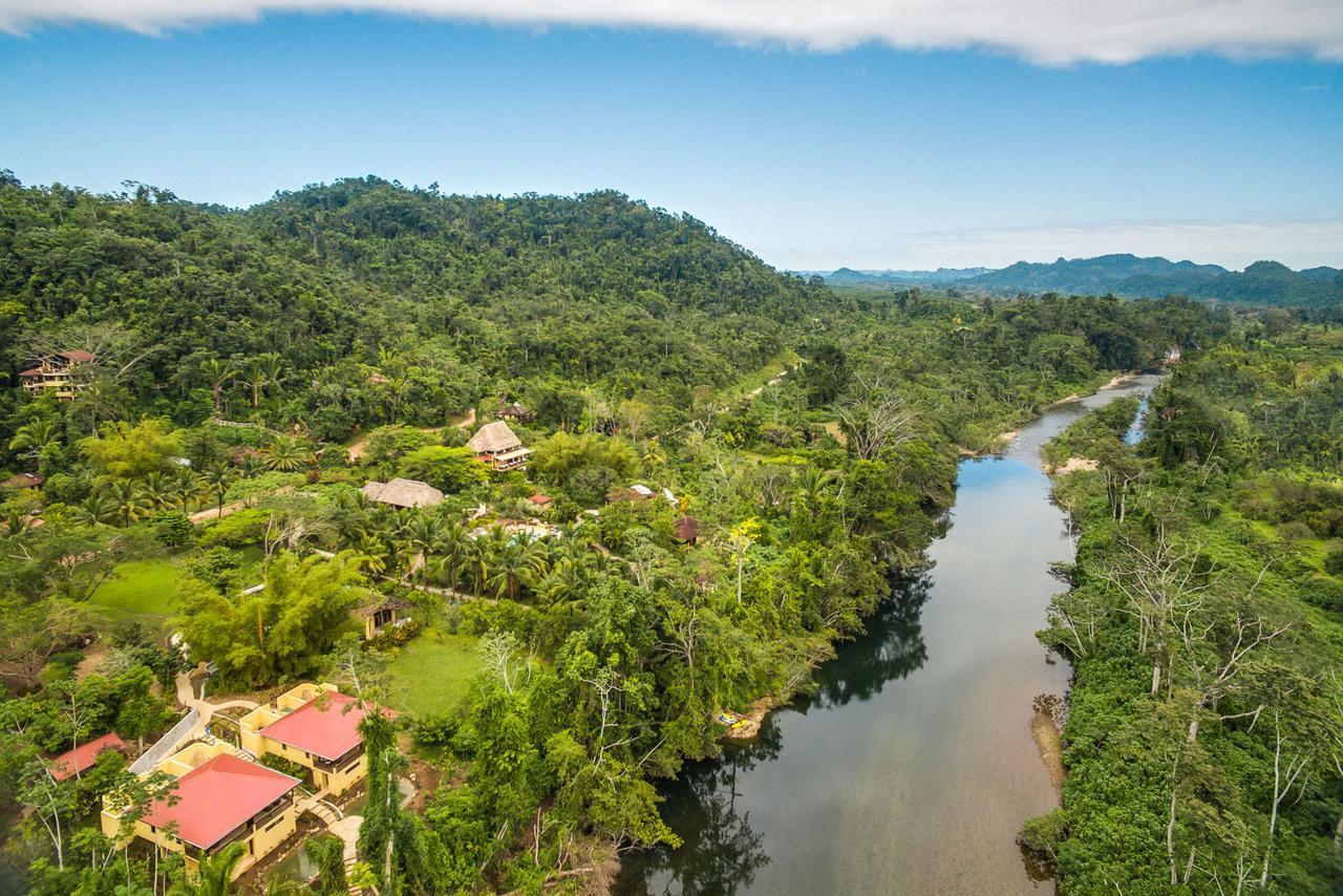 Sleeping Giant Rainforest Lodge Belmopan Exteriör bild